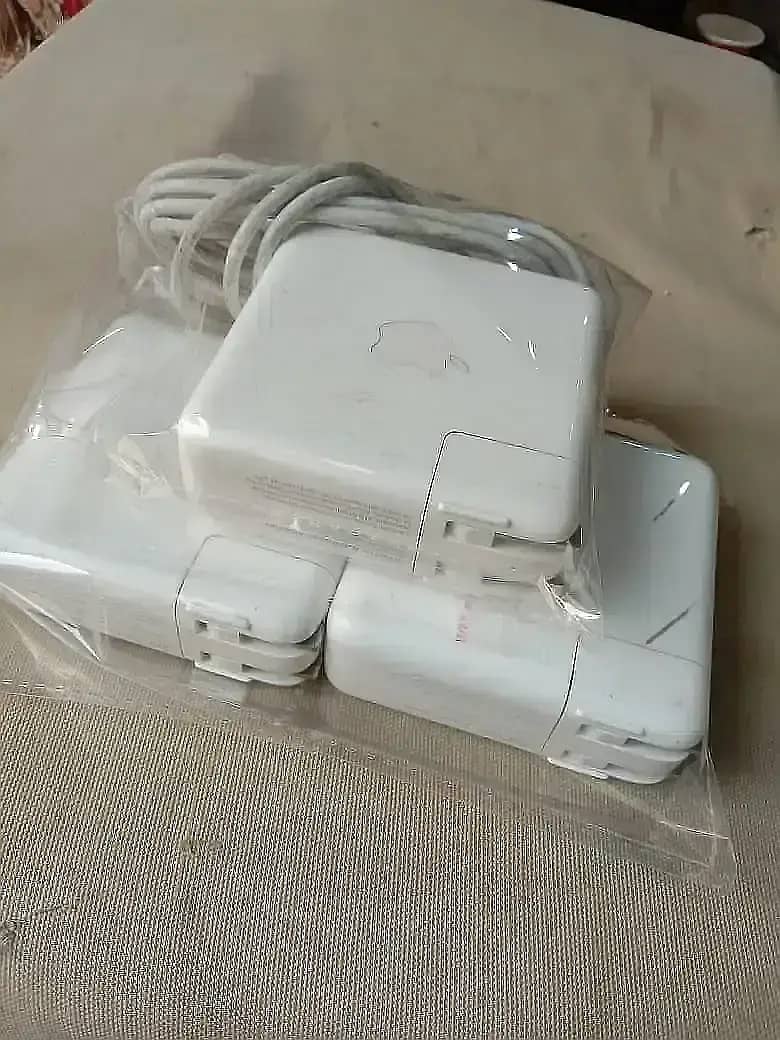 Original Macbook Magsafe 1-2~Type-C & Hp,Dell,Lenovo Charger In Stock 1