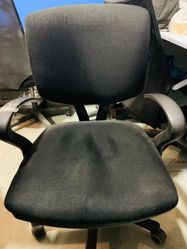 15 office chairs are available for sale in i9 markaz isb 2