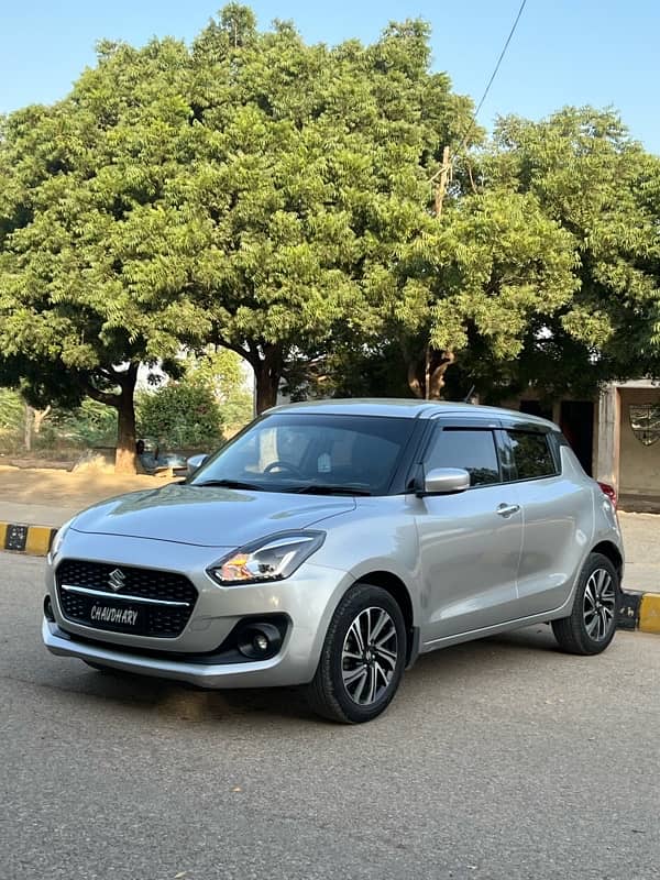 Suzuki Swift Glx 2022 31-12-2022 reg 2023 you can consider car as 2023 0