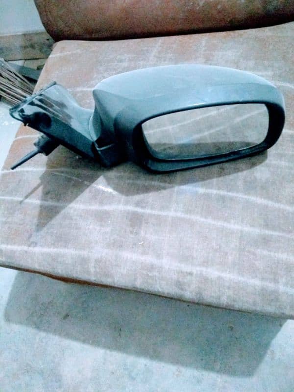 vitz side glass set 03470676207 2