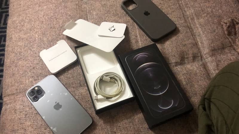 Iphone 12 pro 128 gb approved box 0