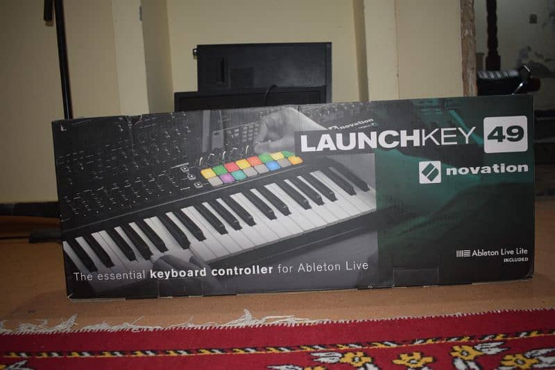 pianos ( novaiton launch key 49 mk2) 3