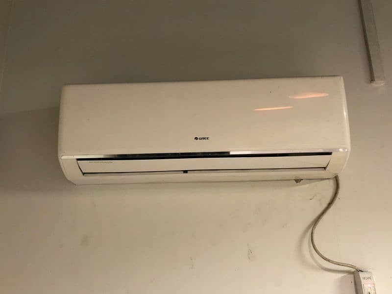 Gree 1 Ton CA ( Non Inverter ) 4