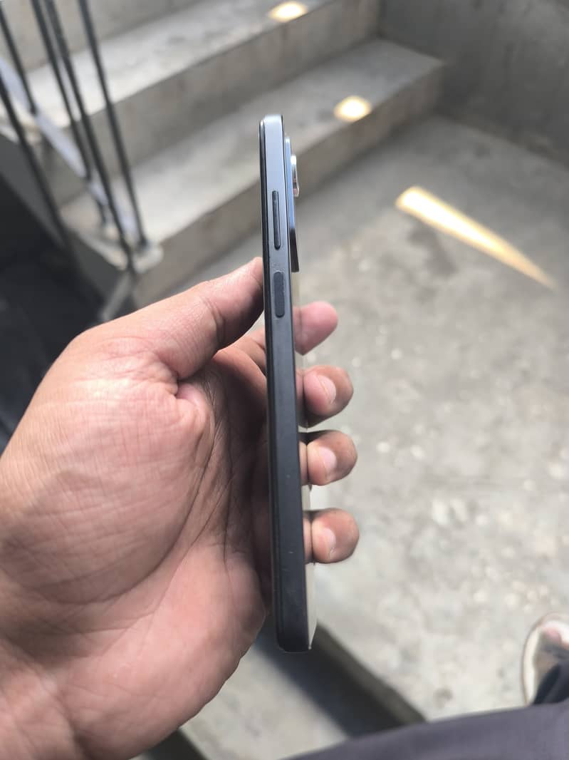 Xiaomi Redmi Note 12 Pro 10/10 Condition Gray 1