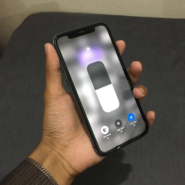 IPhone 11 Factory Unlock 1