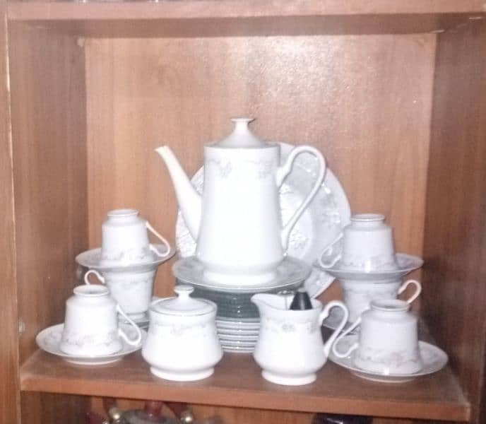 Tea set 0