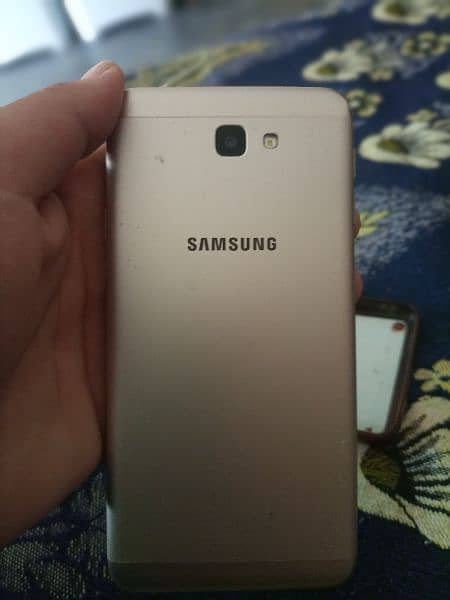 Samsung Galaxy J7 prime 3/32 0