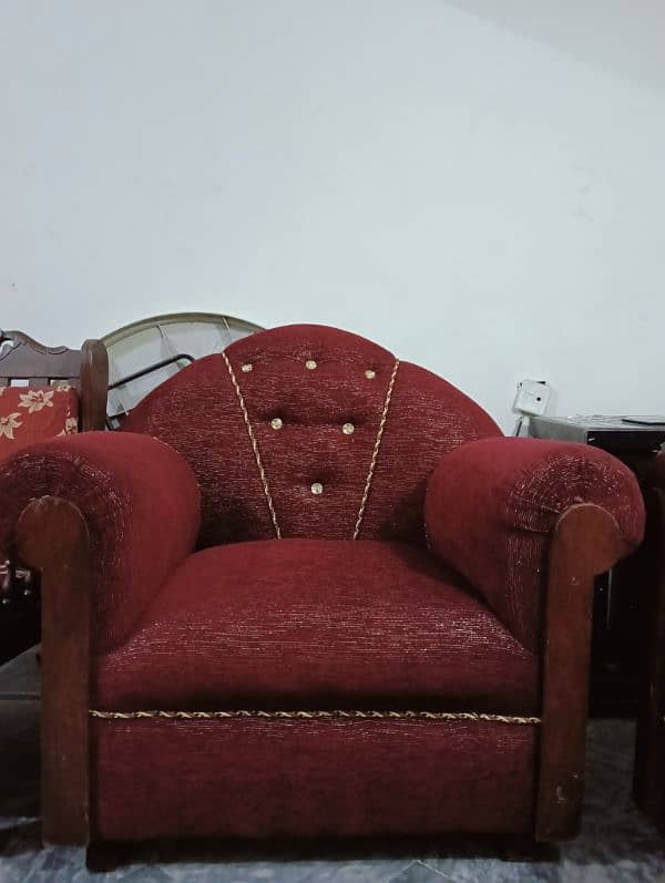 6 Seater Maroon Sofa for sale. 0