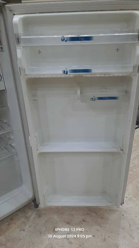 TOSHIBA REFRIGERATOR 3