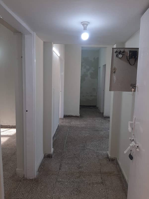 G/11 3th floor housing foundation 700sq 2bed apartment available for sale 2