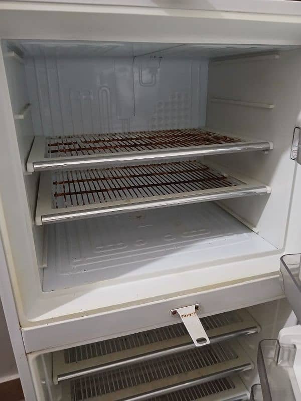 Refrigerator 1