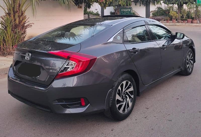 Honda Civic Oriel 2017 3