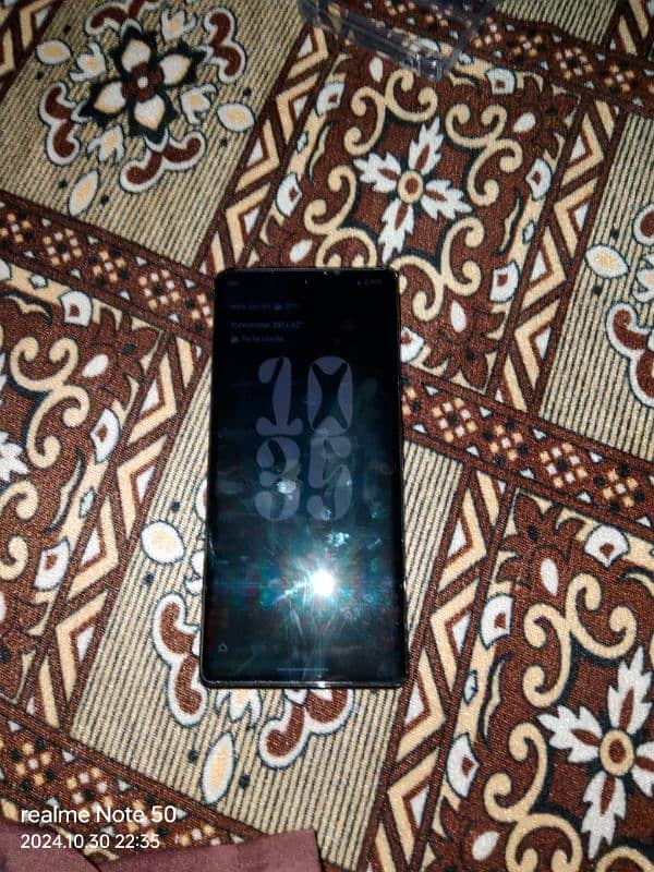 I am selling pixel 6 pro 1