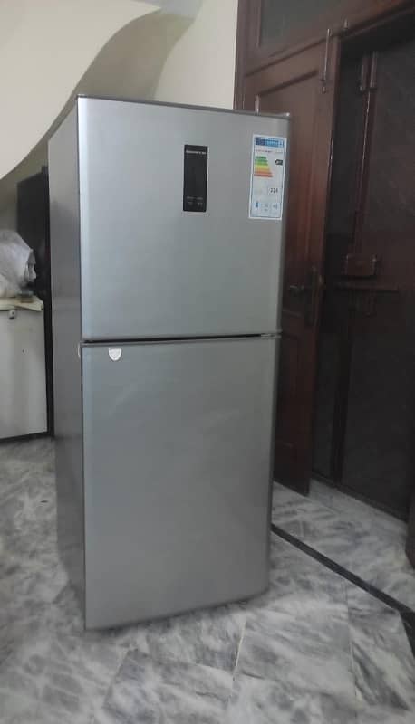 Changhong Ruba - Fridge (11 Cubic Ft) 3