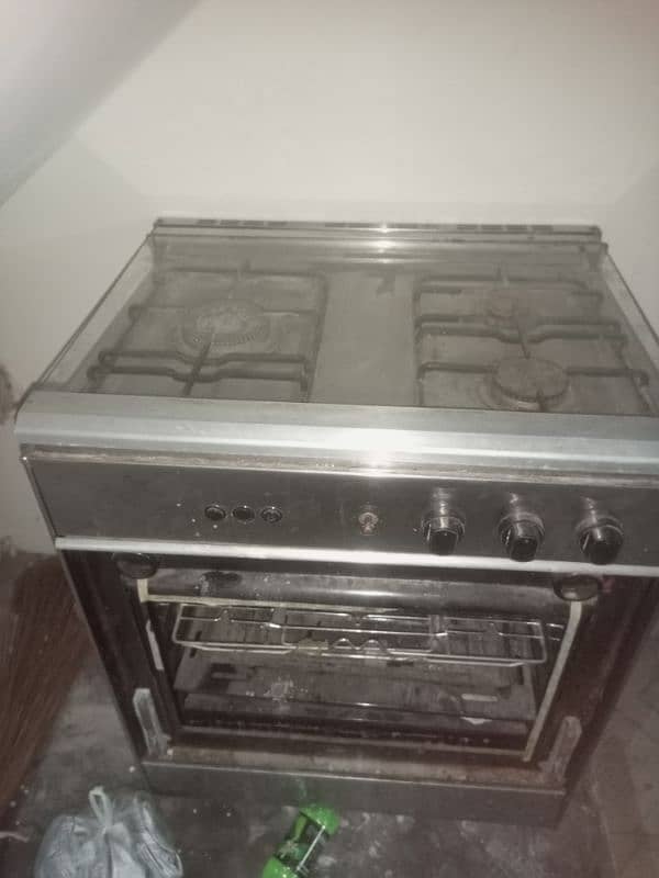 iron stove + Gas oven 1