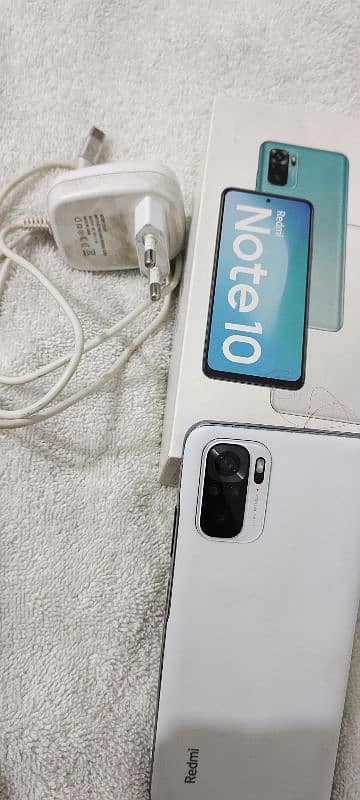 Redmi note 10 4/128 white 0