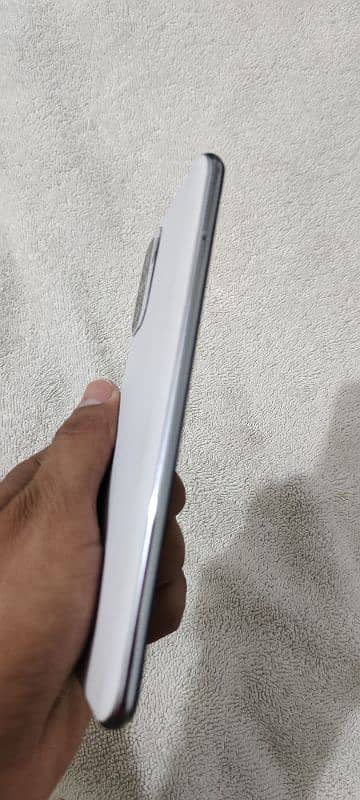 Redmi note 10 4/128 white 4