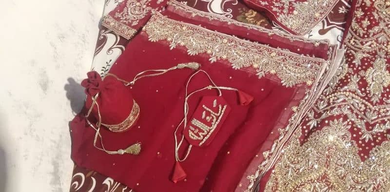 Bridal lehnga only 1 time used new condition 2