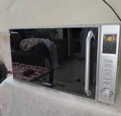 microwave oven