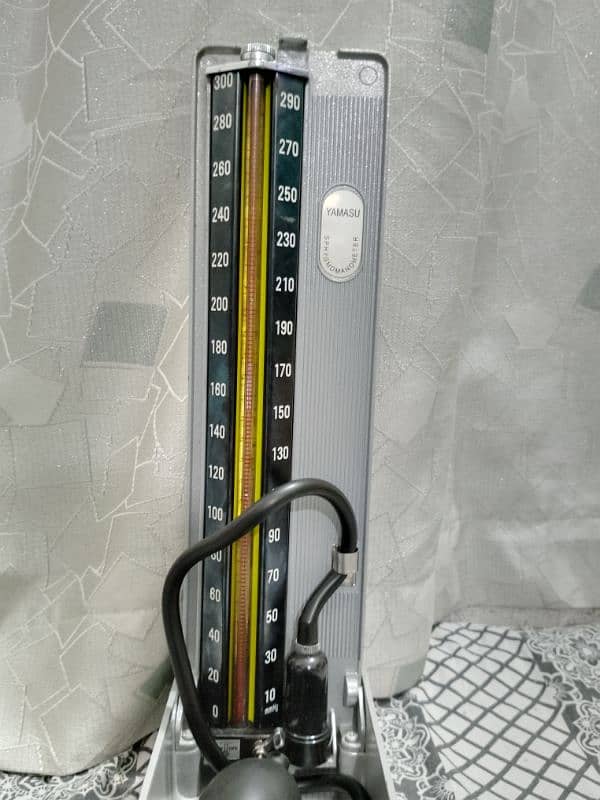 YAMASU MERCURIAL SPHYGMOMANOMETER 4