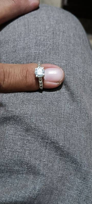 Moissanite diamond ring 0