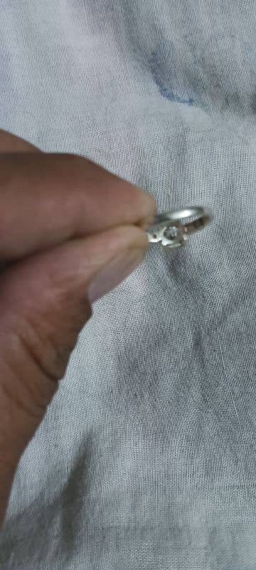 Moissanite diamond ring 1