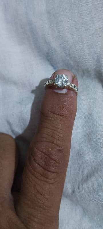 Moissanite diamond ring 3