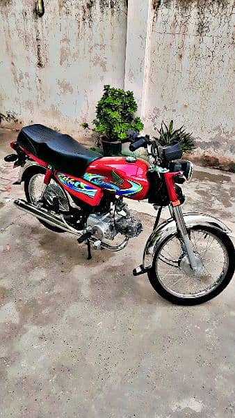 Honda cd70 in lush condition 23/24 3