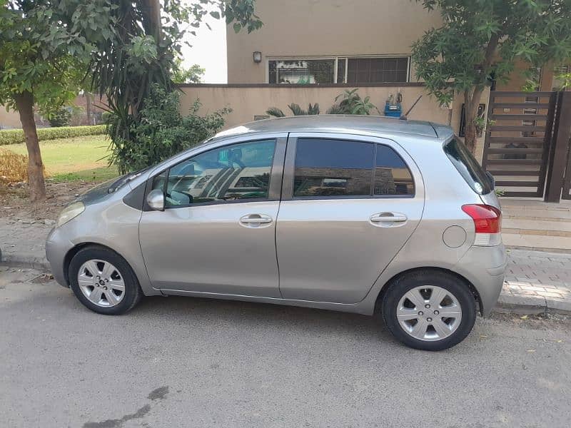 Toyota Vitz 2010/2013 14