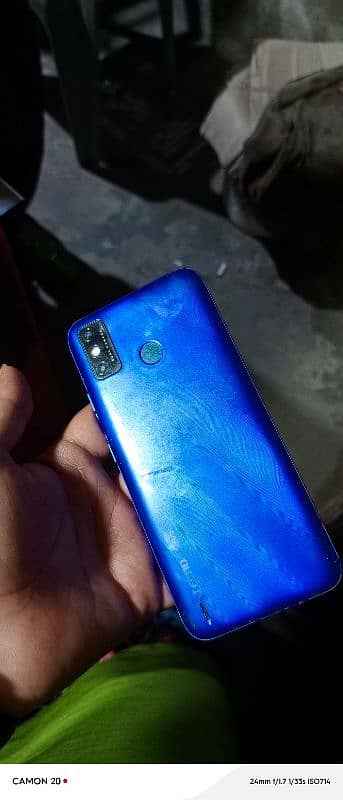 tecno spark6go 3