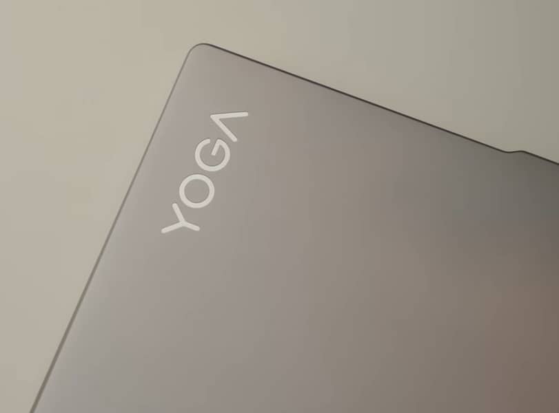 Lenovo Yoga 7 2-in-1 (16IML9) 0