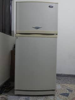 Full size Dawlance fridge