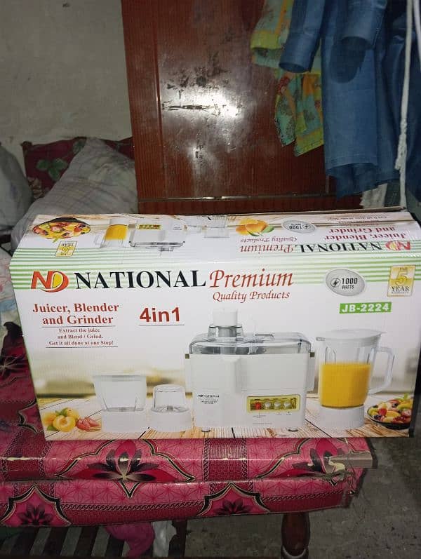 National Premium Juicer Blender and Grinder New hai No used new hai 12