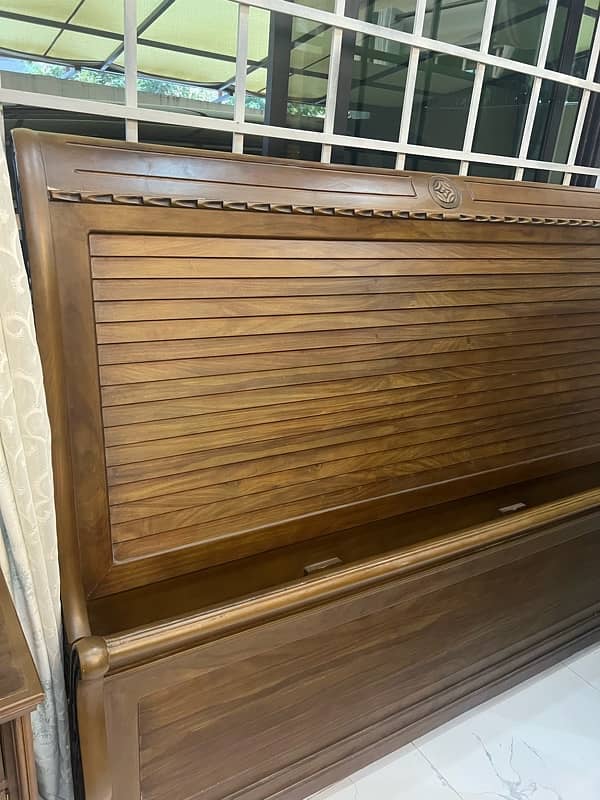 shesham wooden bed for sale complete set 4