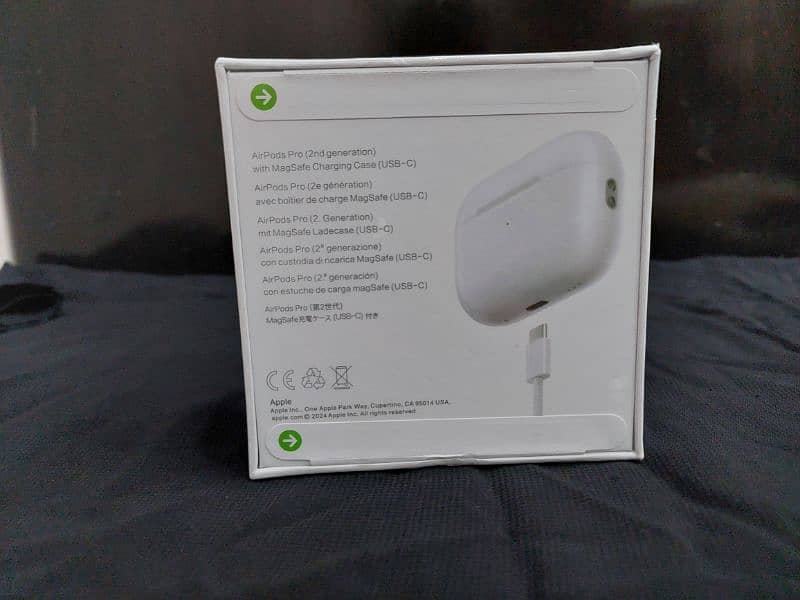 Apple AirPods Pro (2nd Generation) 2