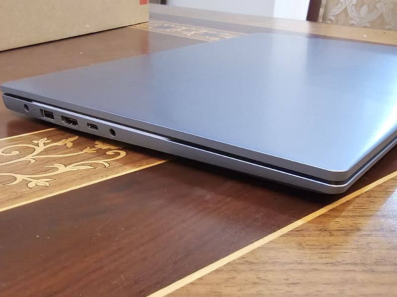 Lenovo Ideapad Slim 3 brand new 3