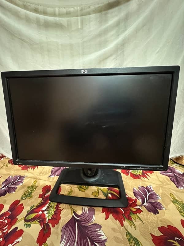 Hp zr22w monitor & CPU Dell optiplex 3020 2