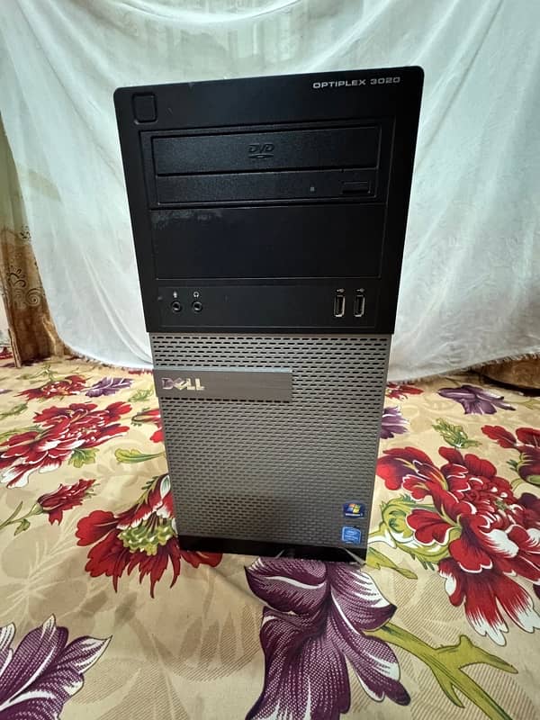 Hp zr22w monitor & CPU Dell optiplex 3020 5