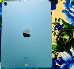 iPad Air (5th generation)M1 Wi-Fi + Cellular