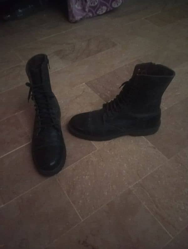 army shoes 1