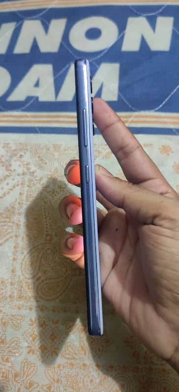 Samsung a32 6 gb ram 128 gb room 4