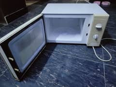 Microwave Oven