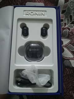 bilkul new hain 0 time charged ronin r390 new bilkul