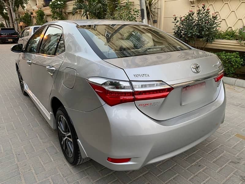 Toyota Corolla Altis 2019 5