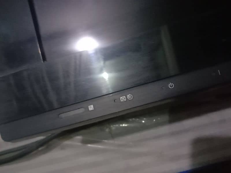 Bravia Sony LCD simple condition 10 by 10 2