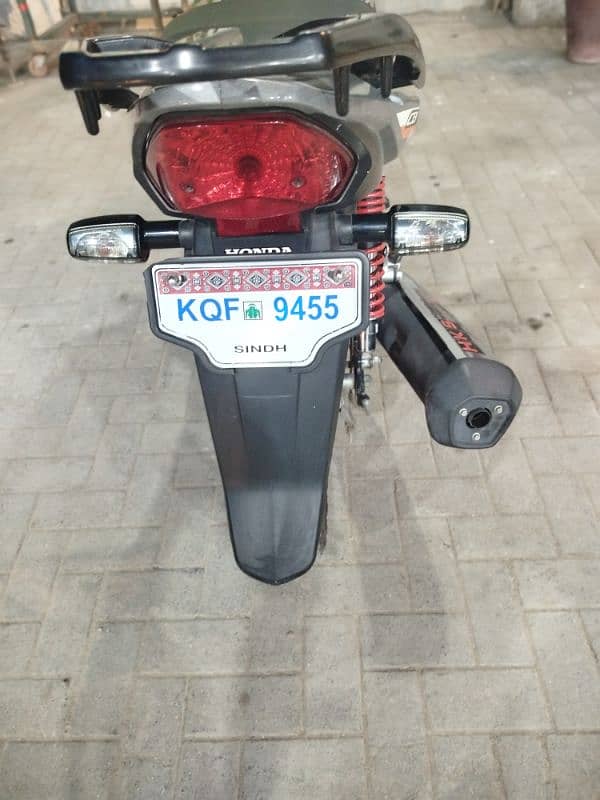 Honda CB 150F 23 Model 23 Register October ke month ki hai Urjent Sale 3