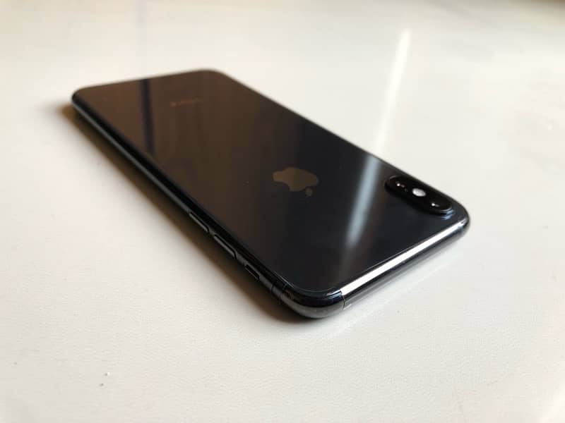 Mint Condition iPhone XS MAX 256gb Grey Non Pta E-Sim Remaining 6