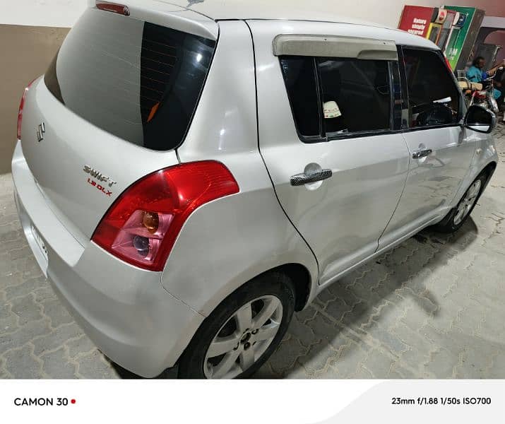 Suzuki Swift 2012 1