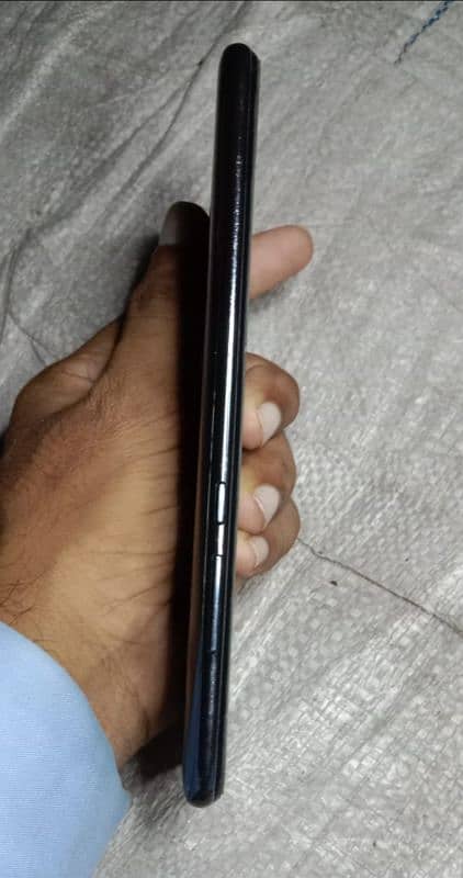 Huawei y9 2019 4GB 128GB For Sale 3