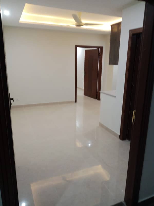 RENTED ONE BED APARTMENT AVAILABLE FOR SALE 6